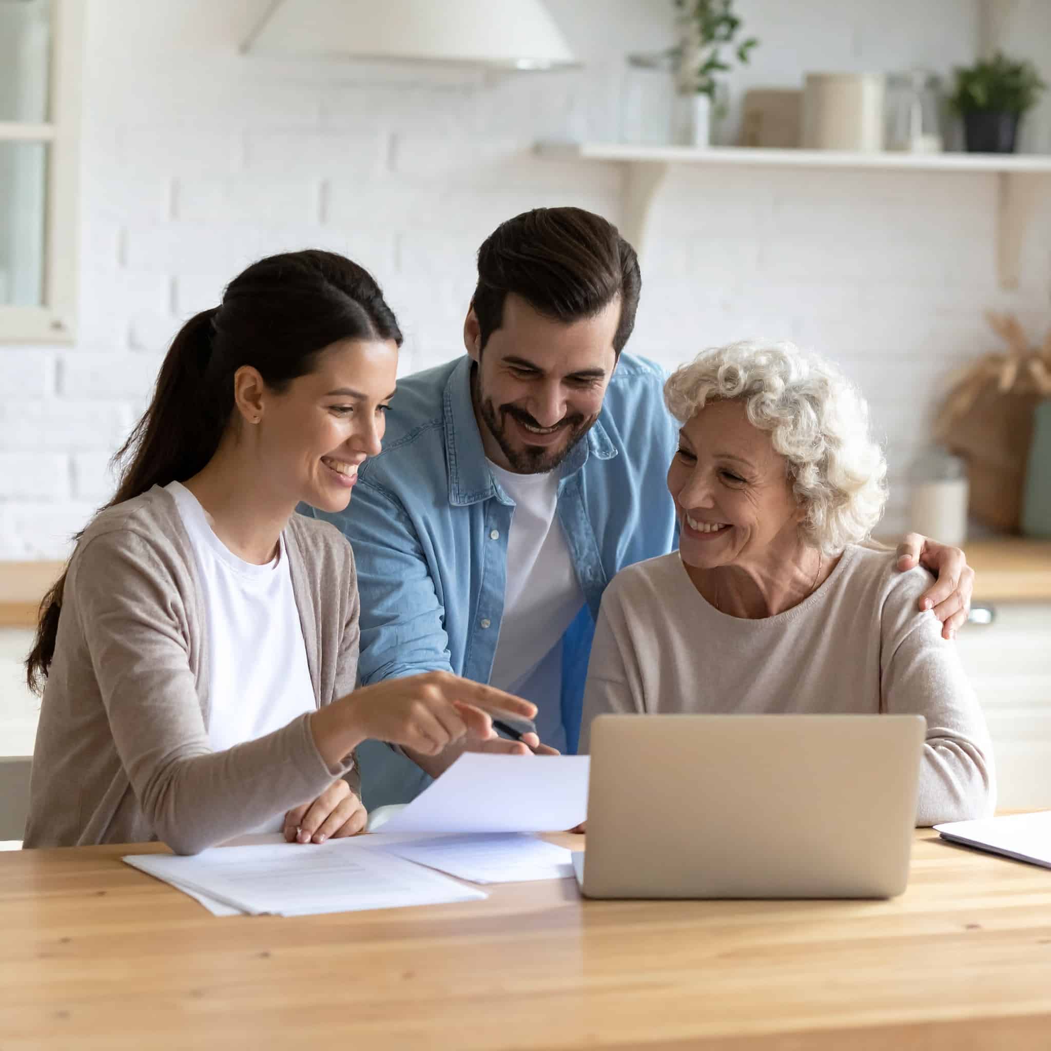 Family Helping Senior Medicare Family Helping Senior Medicare